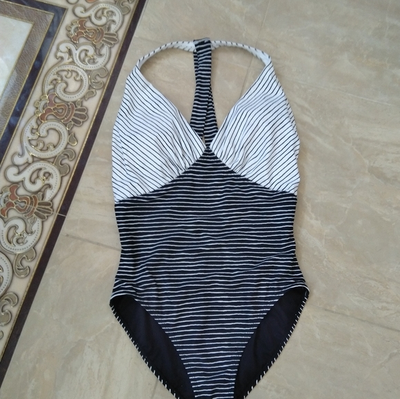 Miraclesuit Other - Beach Betty by Miracle OP swimsuit size large